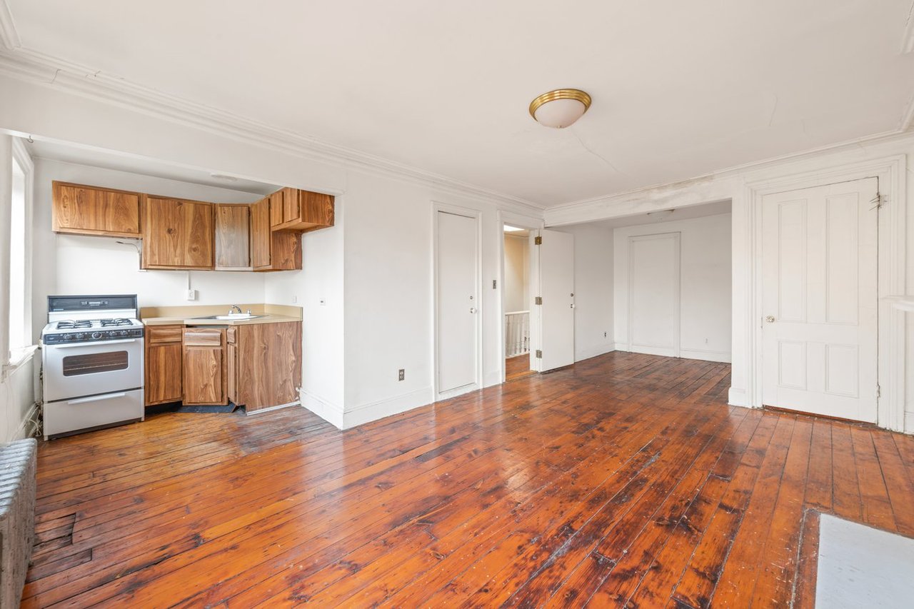 62 Saint Johns Place