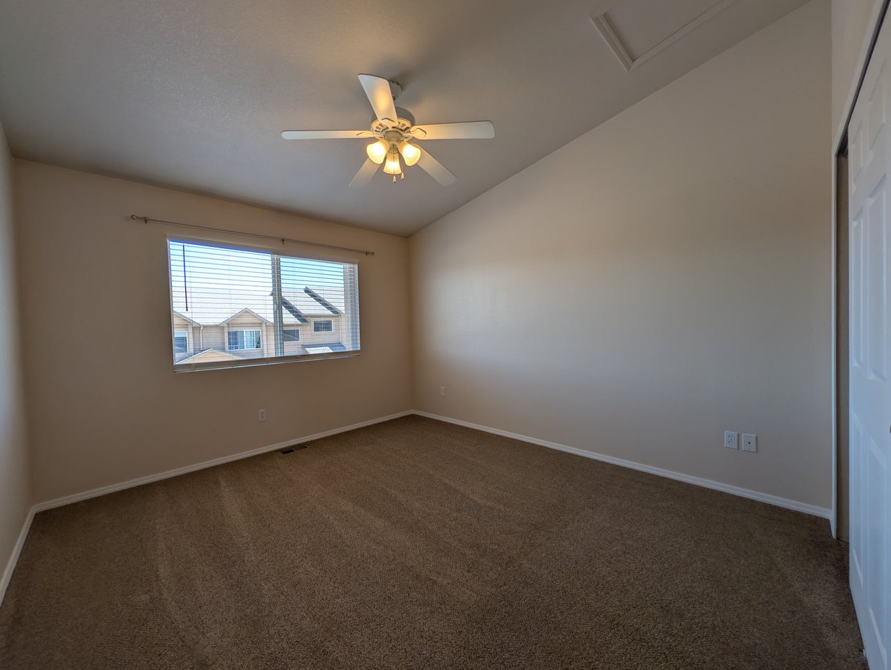 5602-5614 Towson View