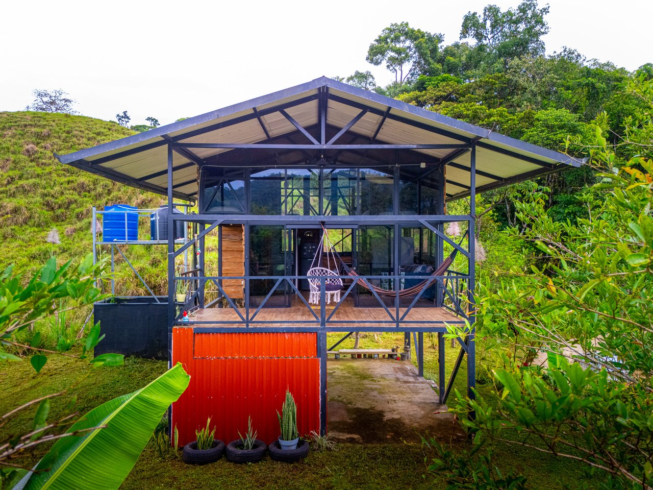 Off Grid Cabin - San Vito with Amazing Mountain Views