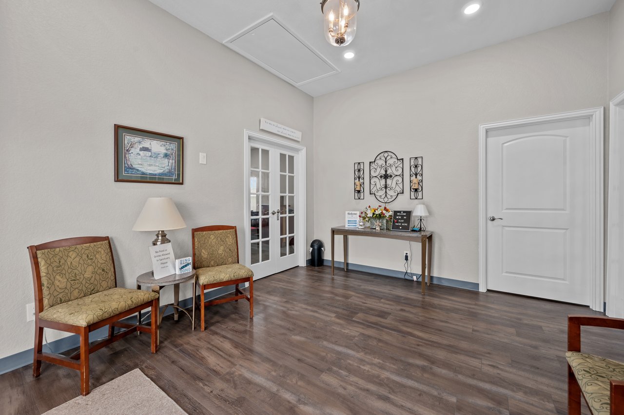 1208 W. Clayton