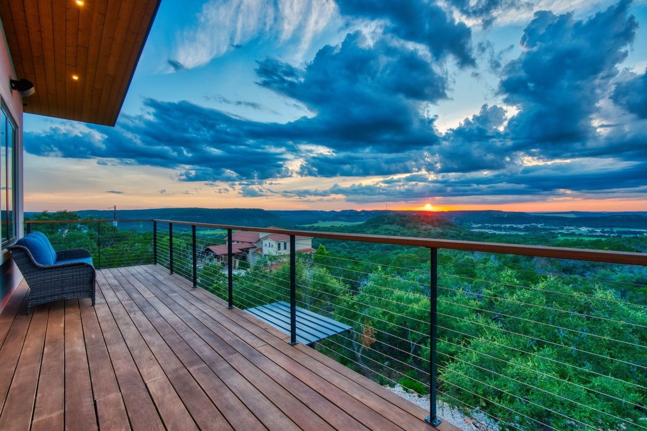 Luxxis Design 1104 Summit