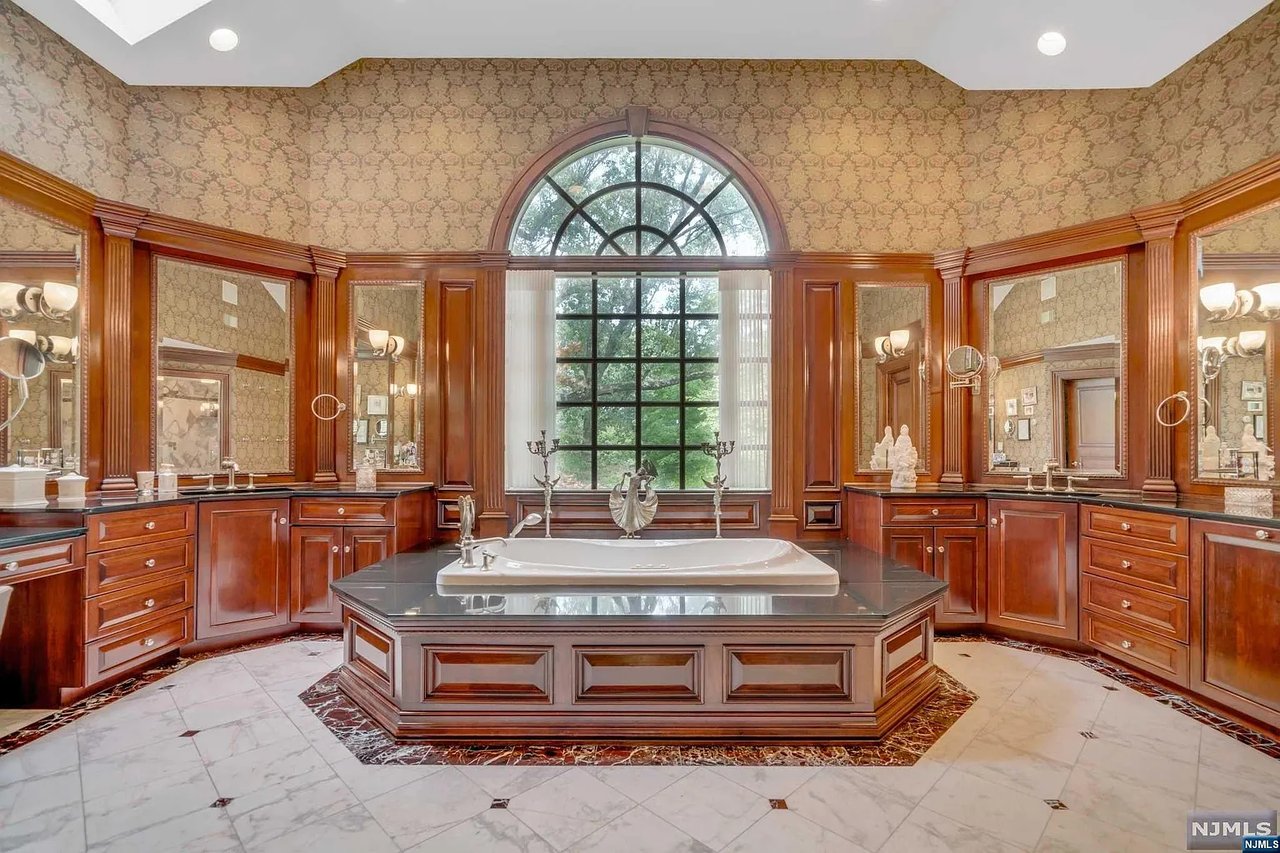 High Mountain Estate