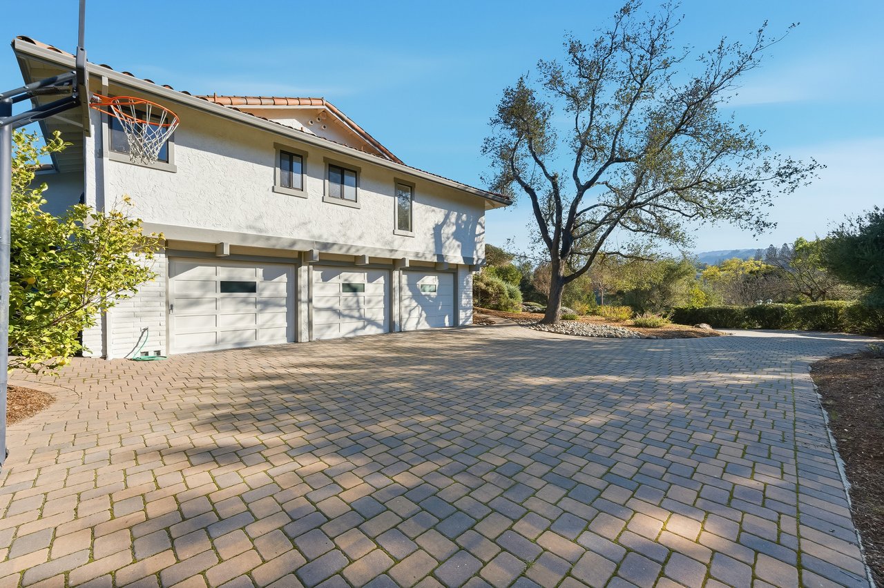 13918 Mir Mirou Drive