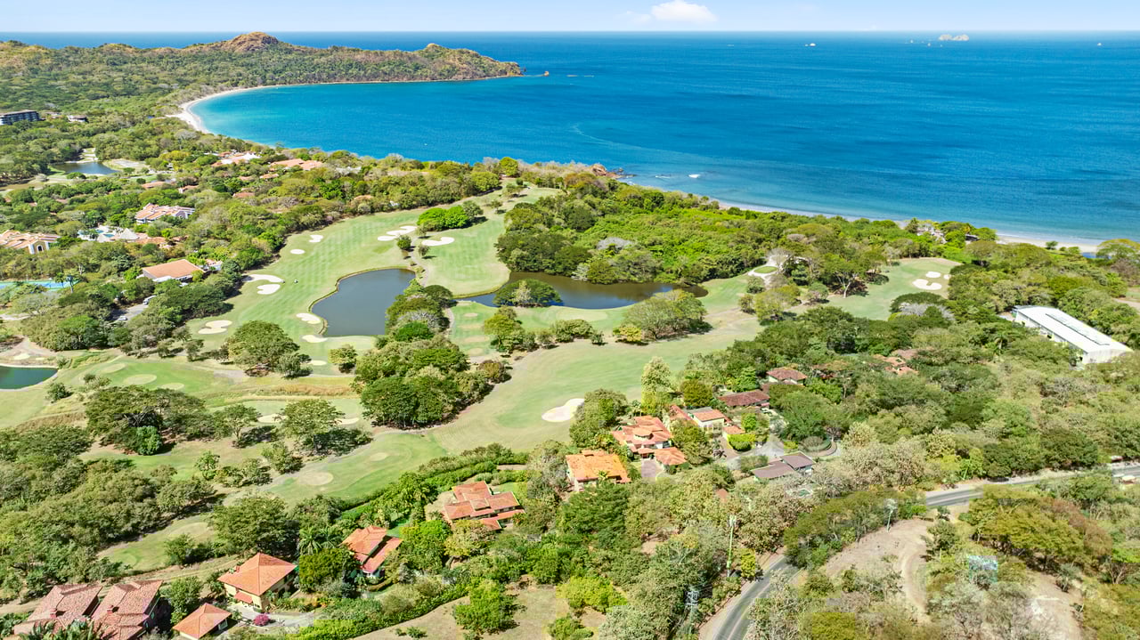 Casa de Golf | Stunning mediterranean-style 5 bedroom home in Reserva Conchal