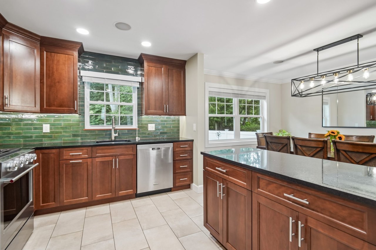 25 Ascot Way, Summit, NJ 07901