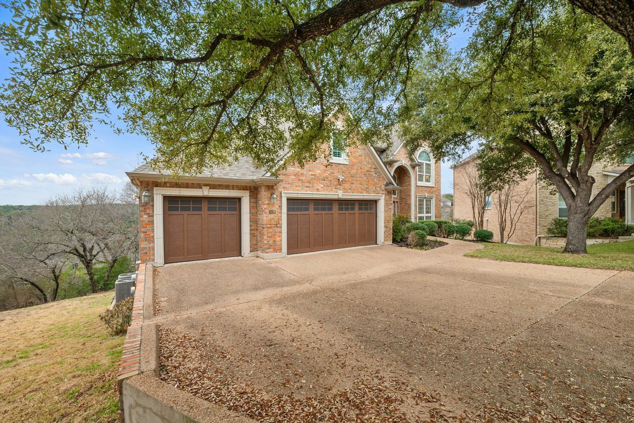 9600 Rainlilly Ln