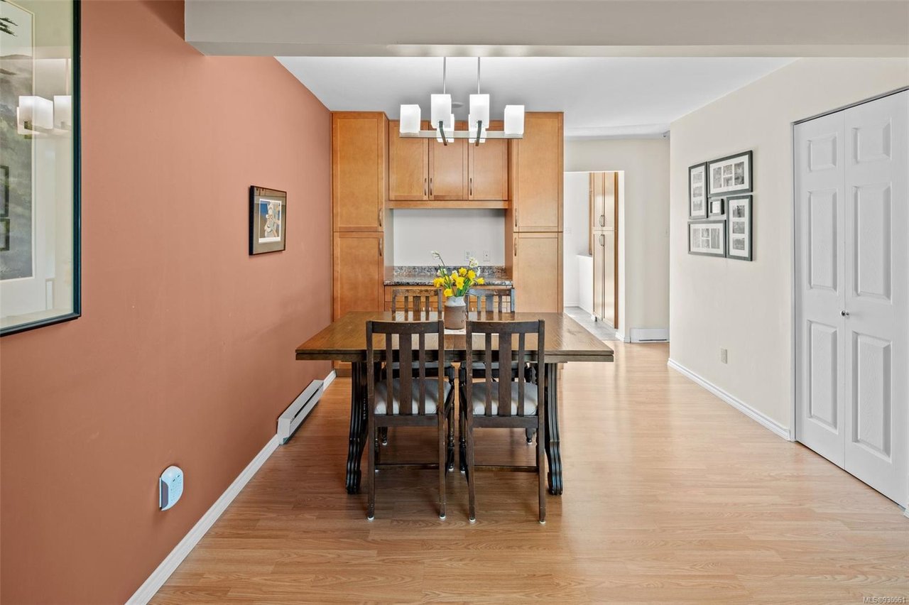 69-3987 Gordon Head Rd