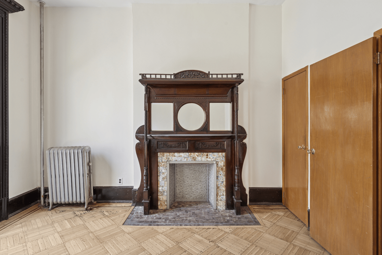 309 W 138TH Street