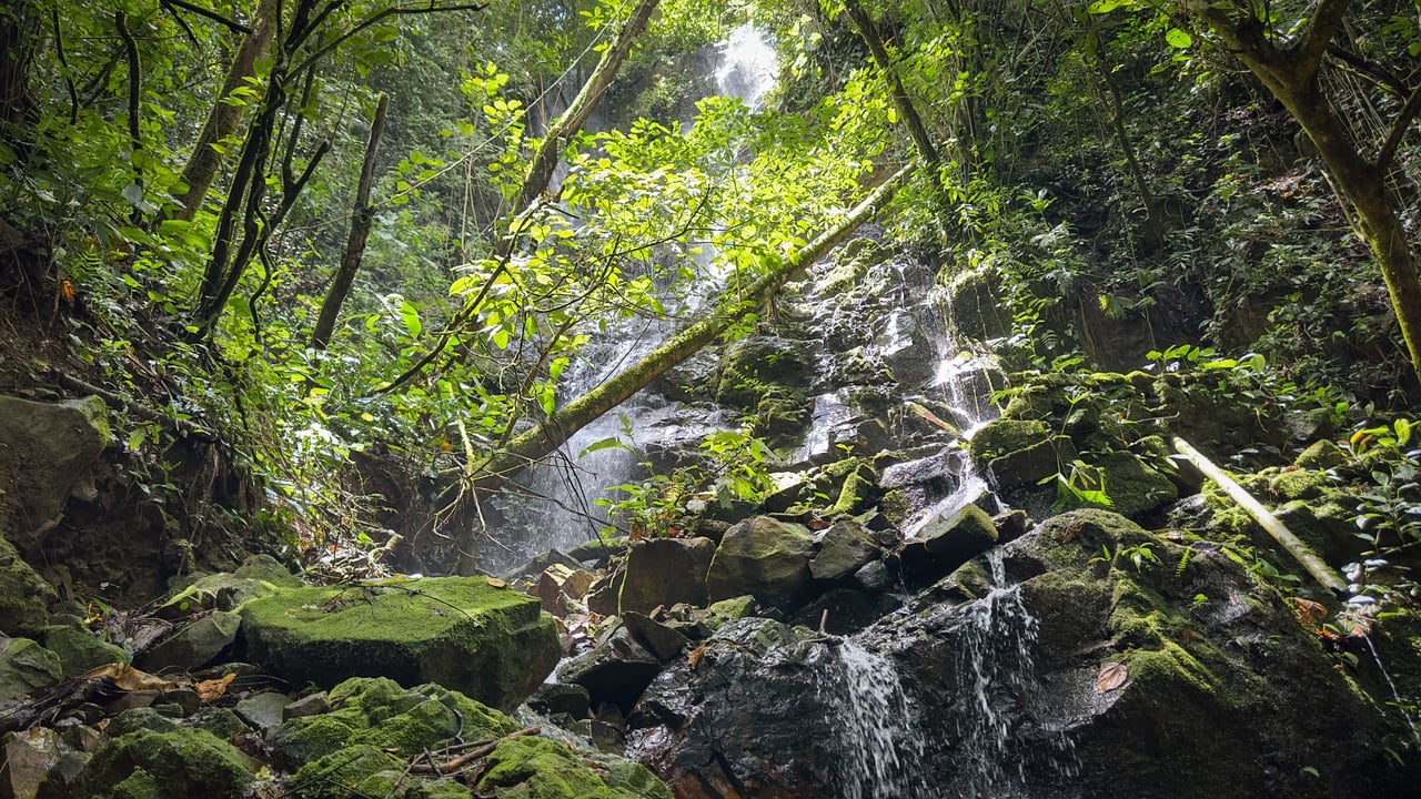  Off-Grid Paradise in Pueblo Nuevo, Rivas – Waterfall, Forest & Views