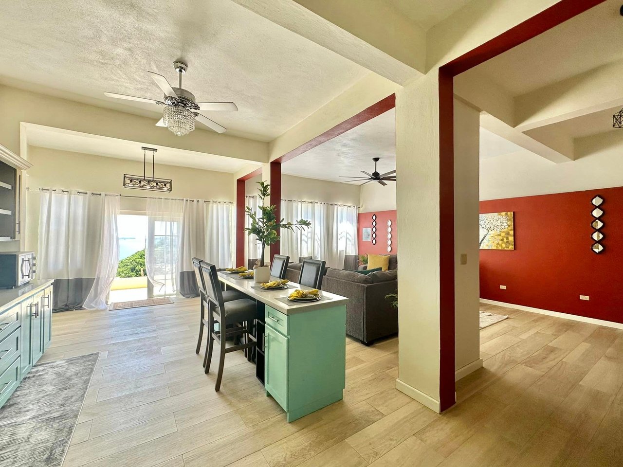 922 Brady Ghut 2 Bedroom Apartment