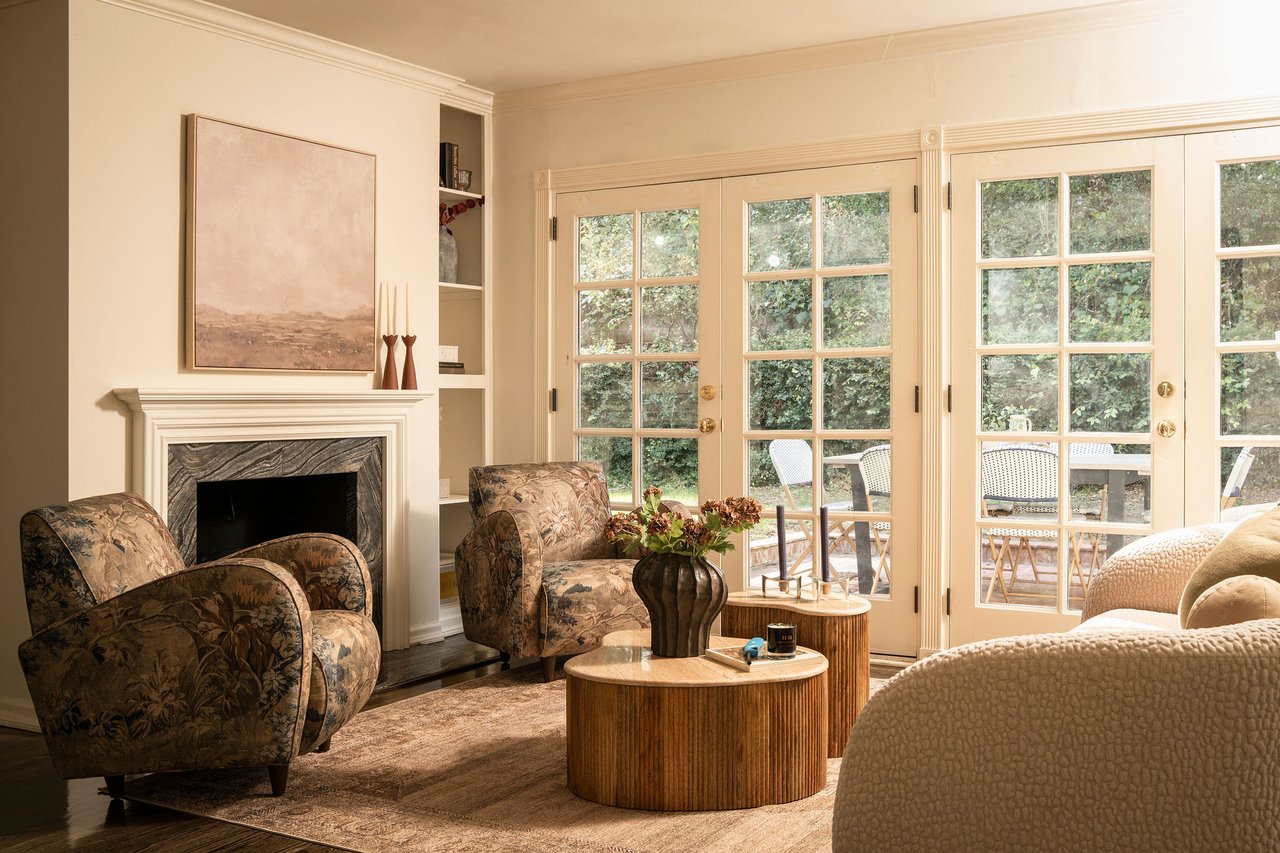 2533 Benedict Canyon Drive