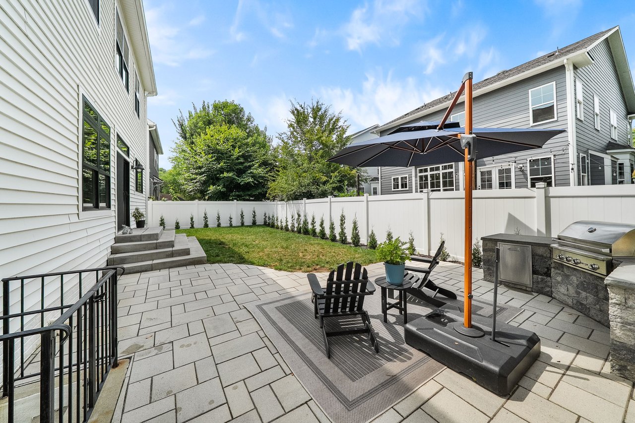 8006 Fort Hunt Rd.