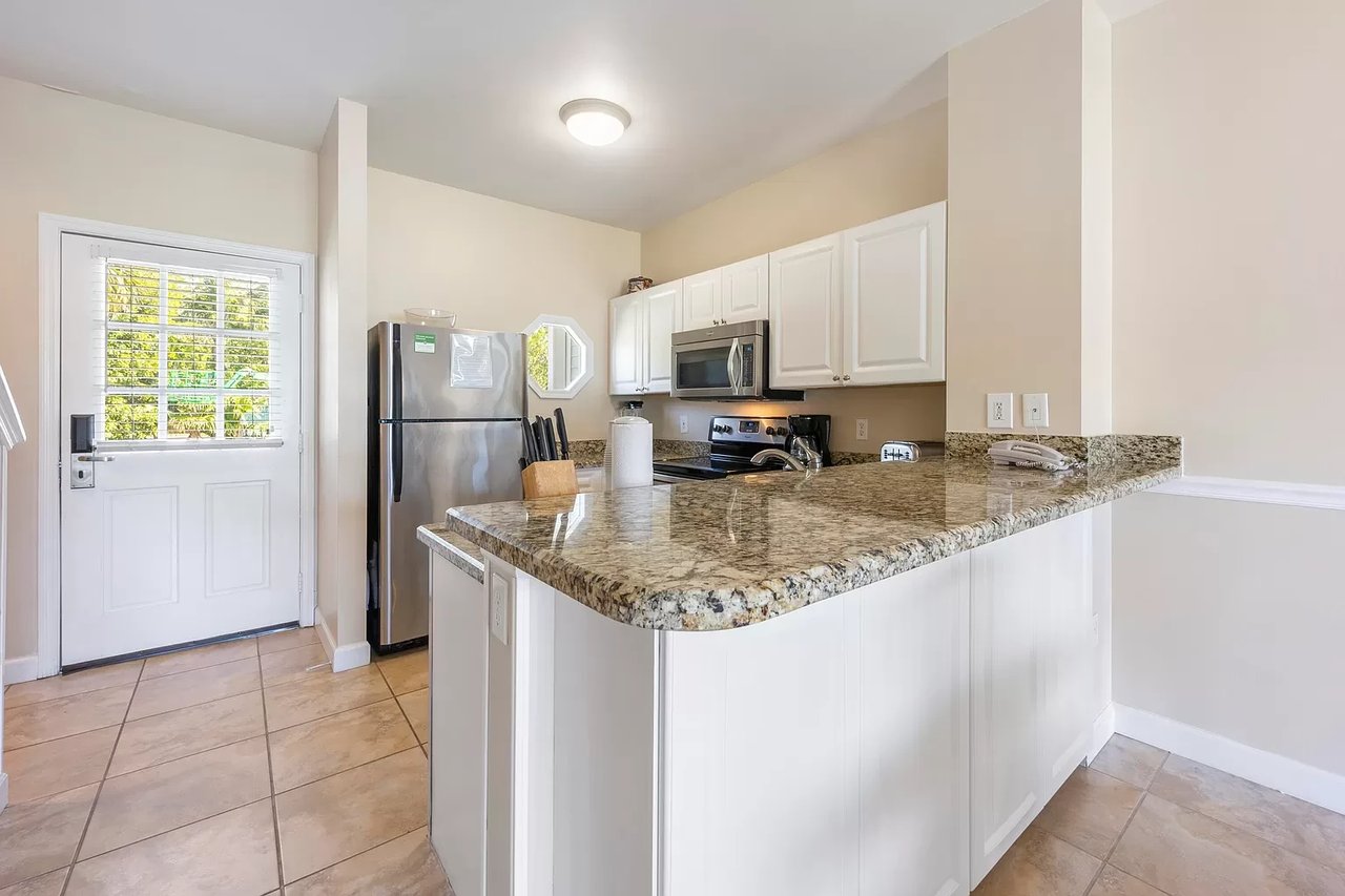 5069 Sunset Village Dr #C-102
