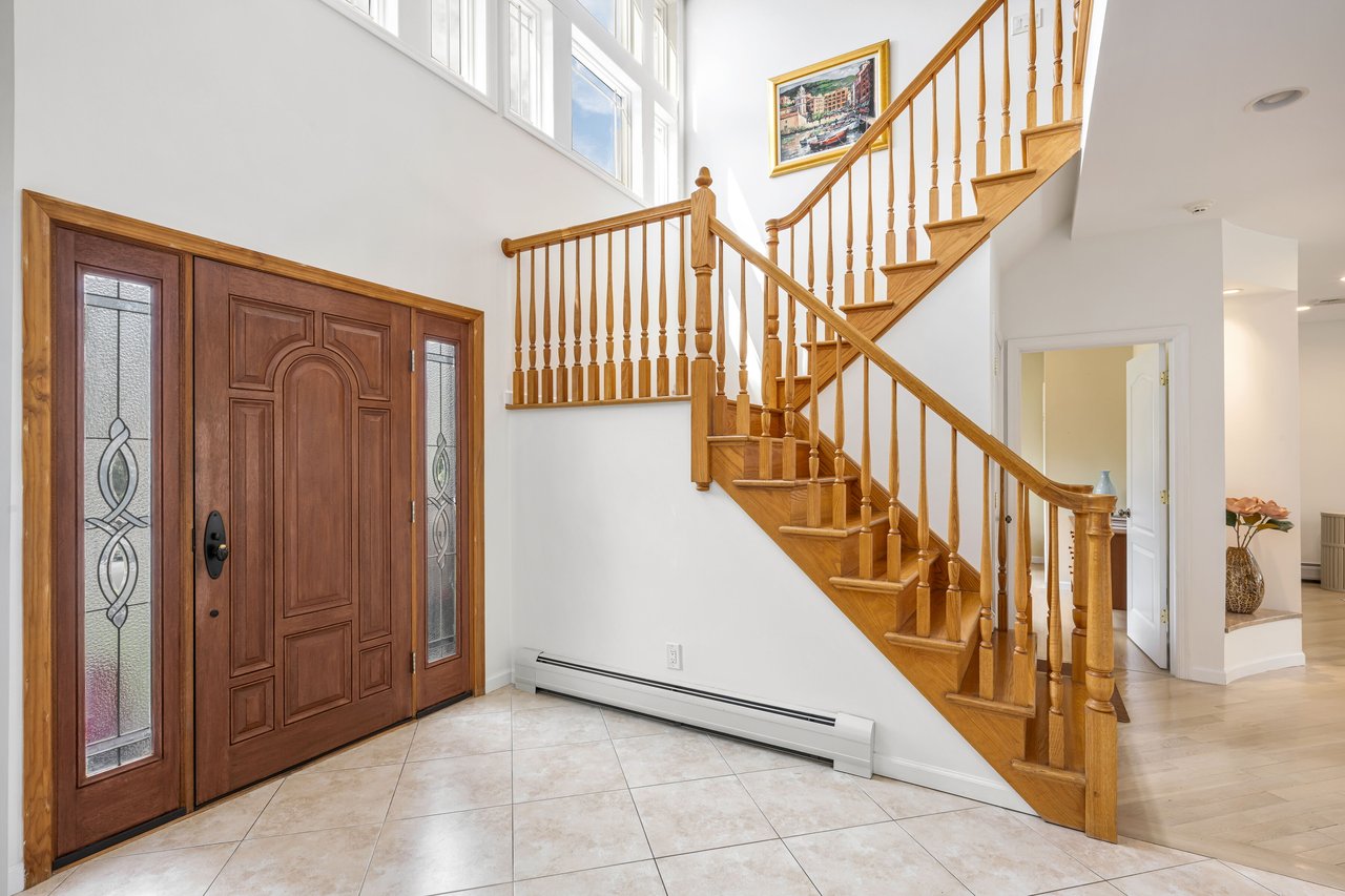 8 Marion Court