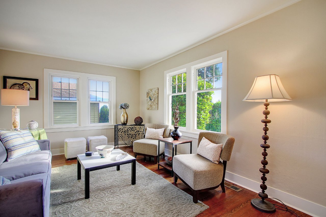 10450 California Ave SW