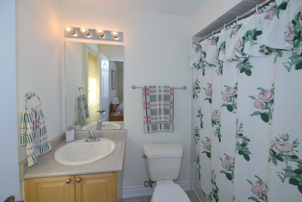 2316 Hall Manor Dr