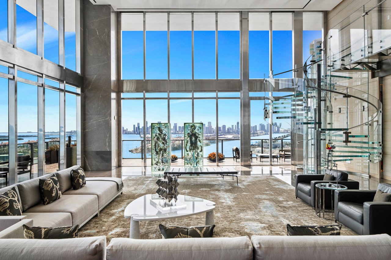 Apogee Penthouse
