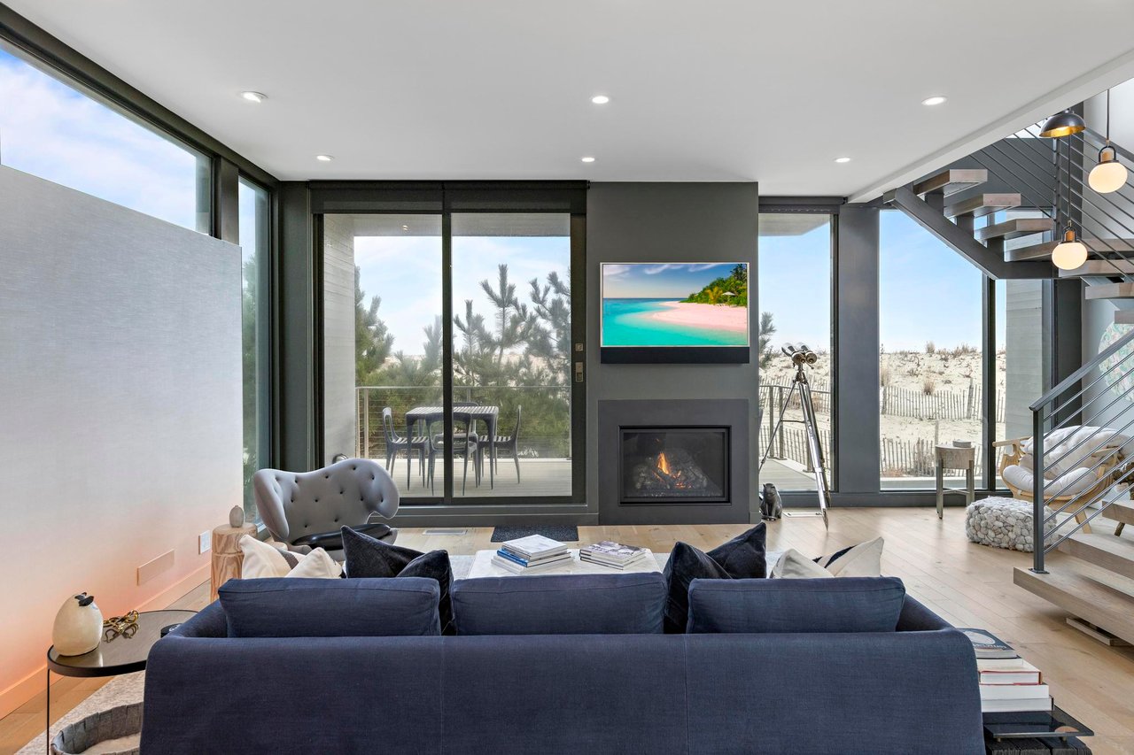 205 Stratford Avenue 