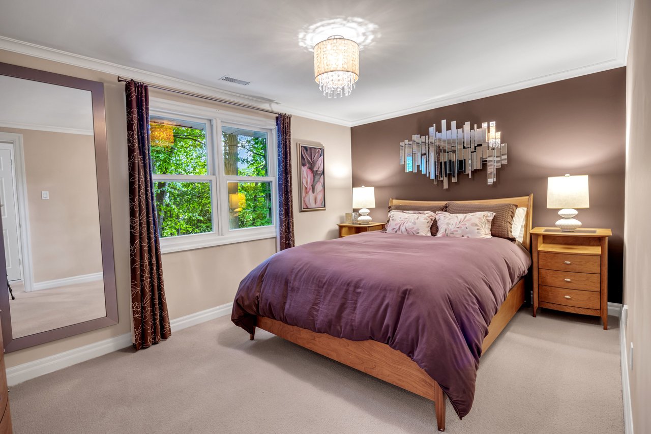 1346 Whiteoaks Avenue, Mississauga