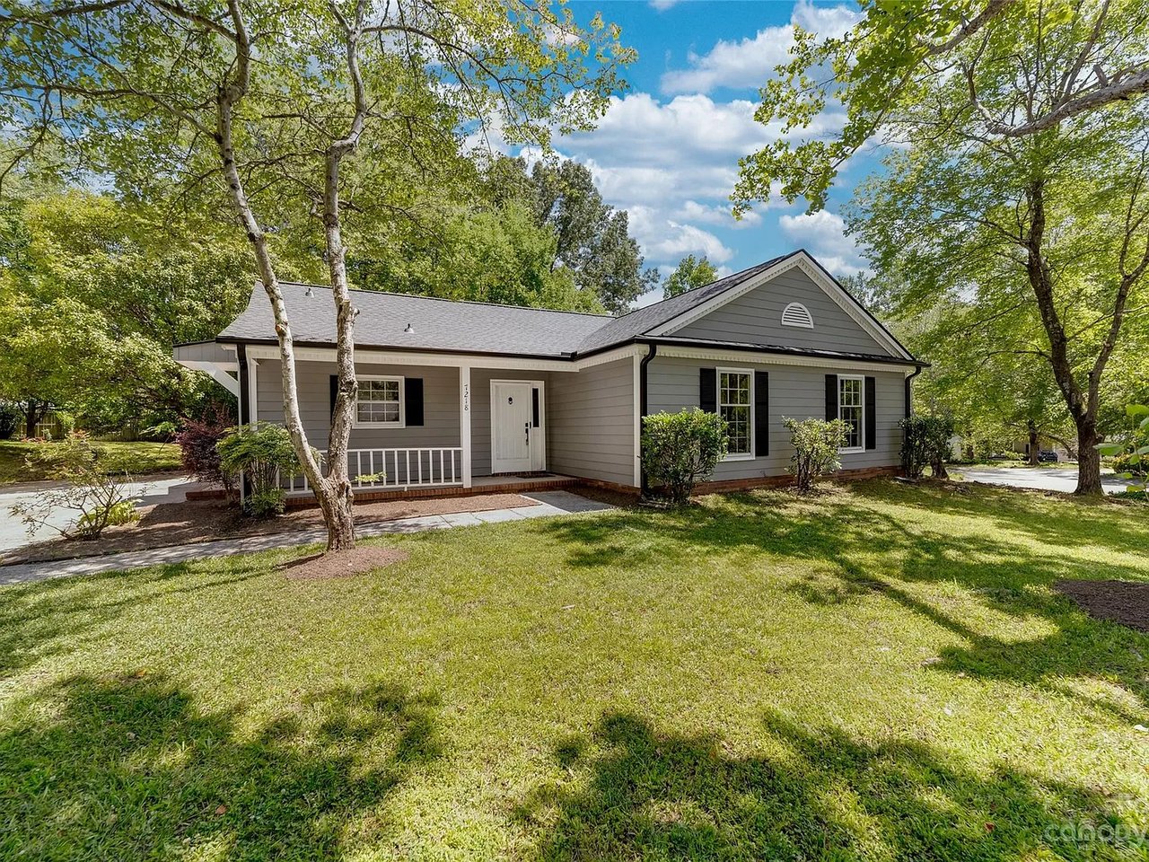 7218 Walnut Wood Dr