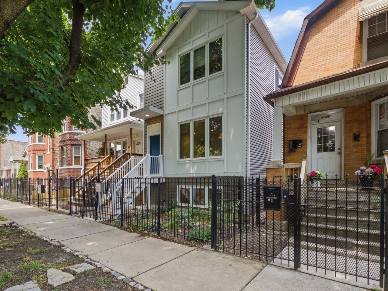 4334 W Shakespeare Ave.