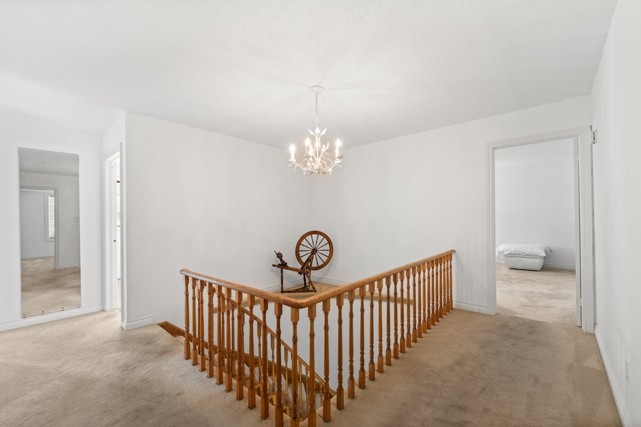 20 Arkendo Drive, Oakville