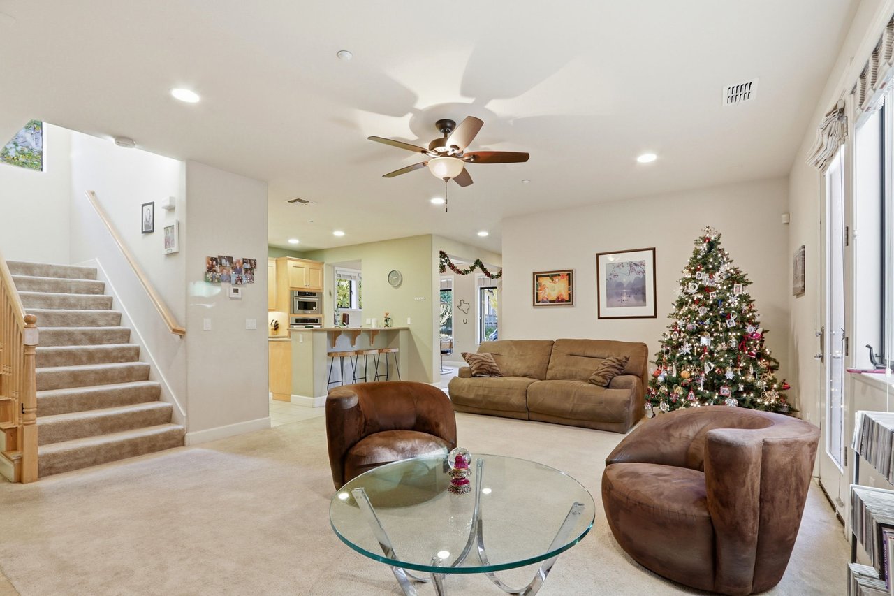 409 Spruce Ln, Palo Alto