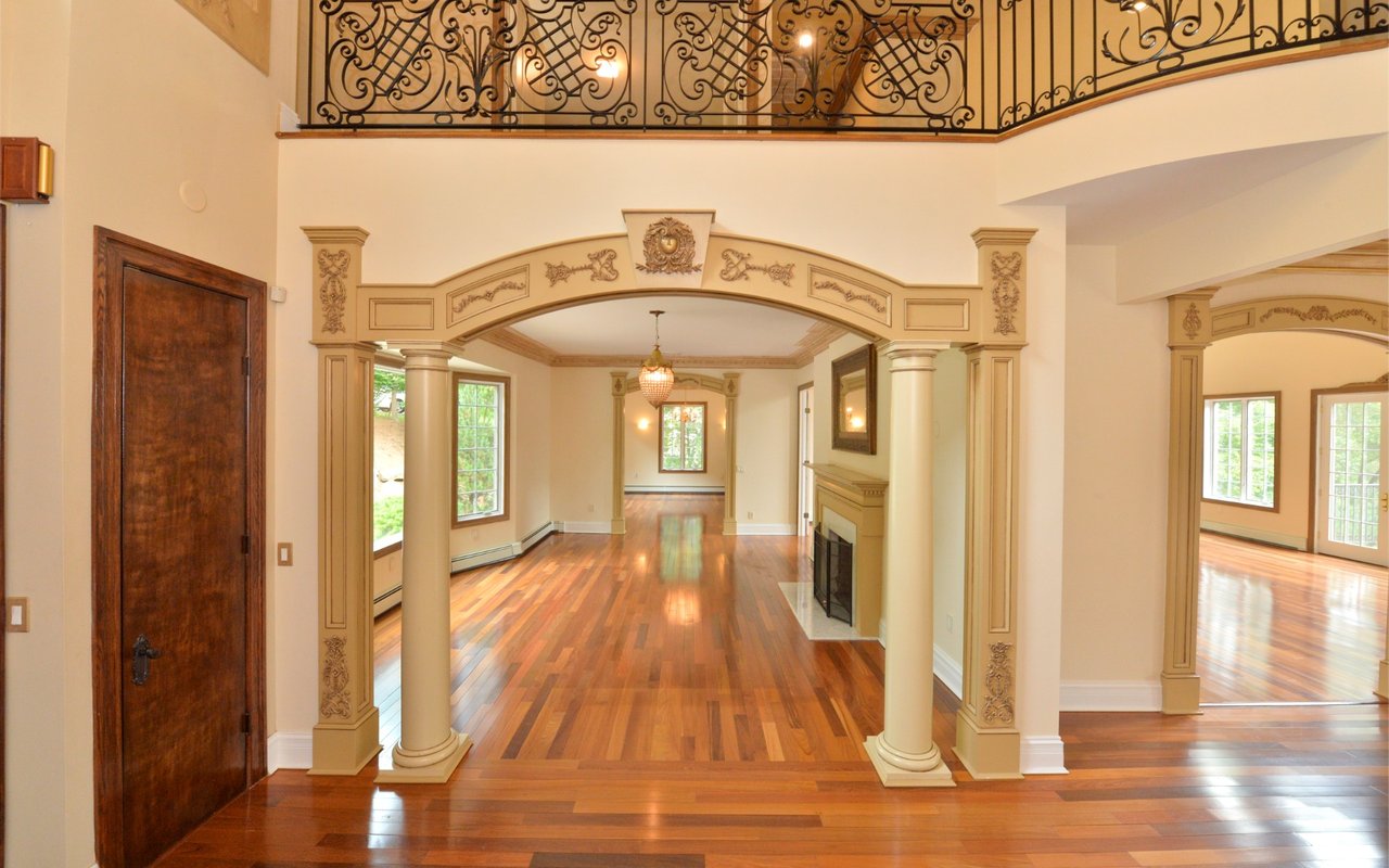 68 Hillcrest Drive