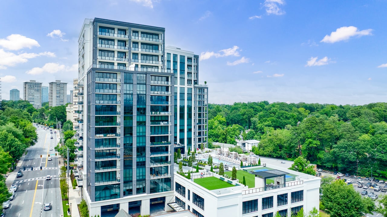 2425 Peachtree Road Unit 1806