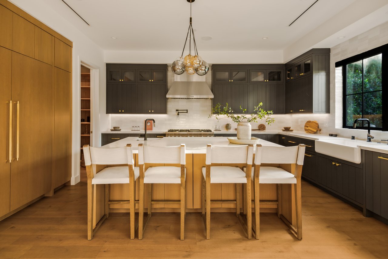 4261 Denny Ave, Toluca Lake 