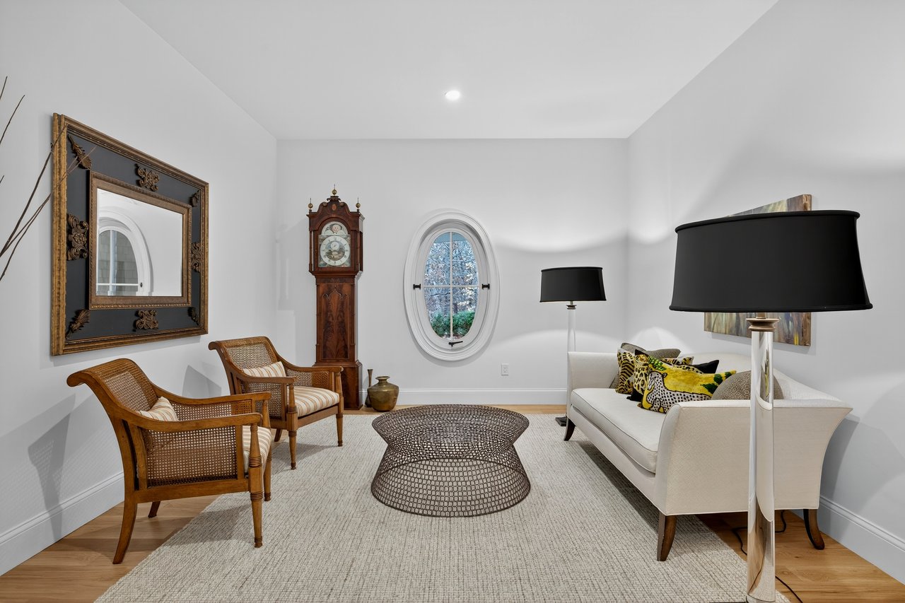 A Turnkey Seapuit Offering in Osterville