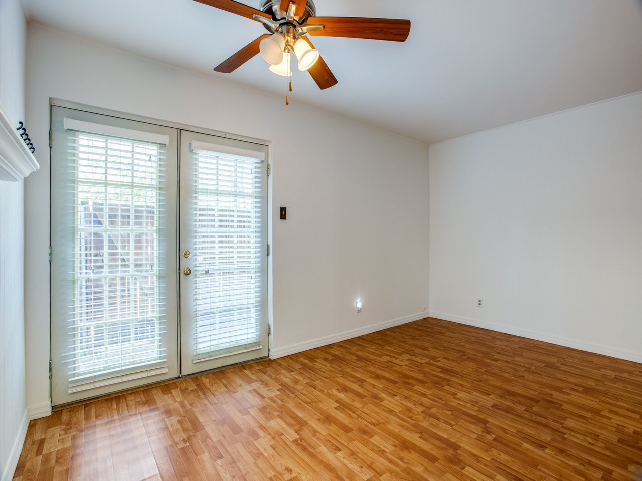5916 Birchbrook Dr. #136