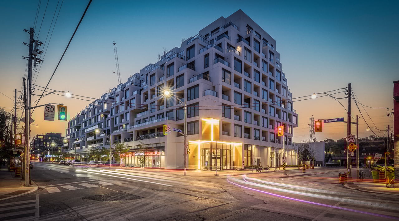 A Grande Penthouse In The Annex