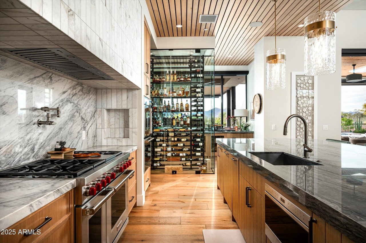 8328 E WHISPER ROCK TRL
