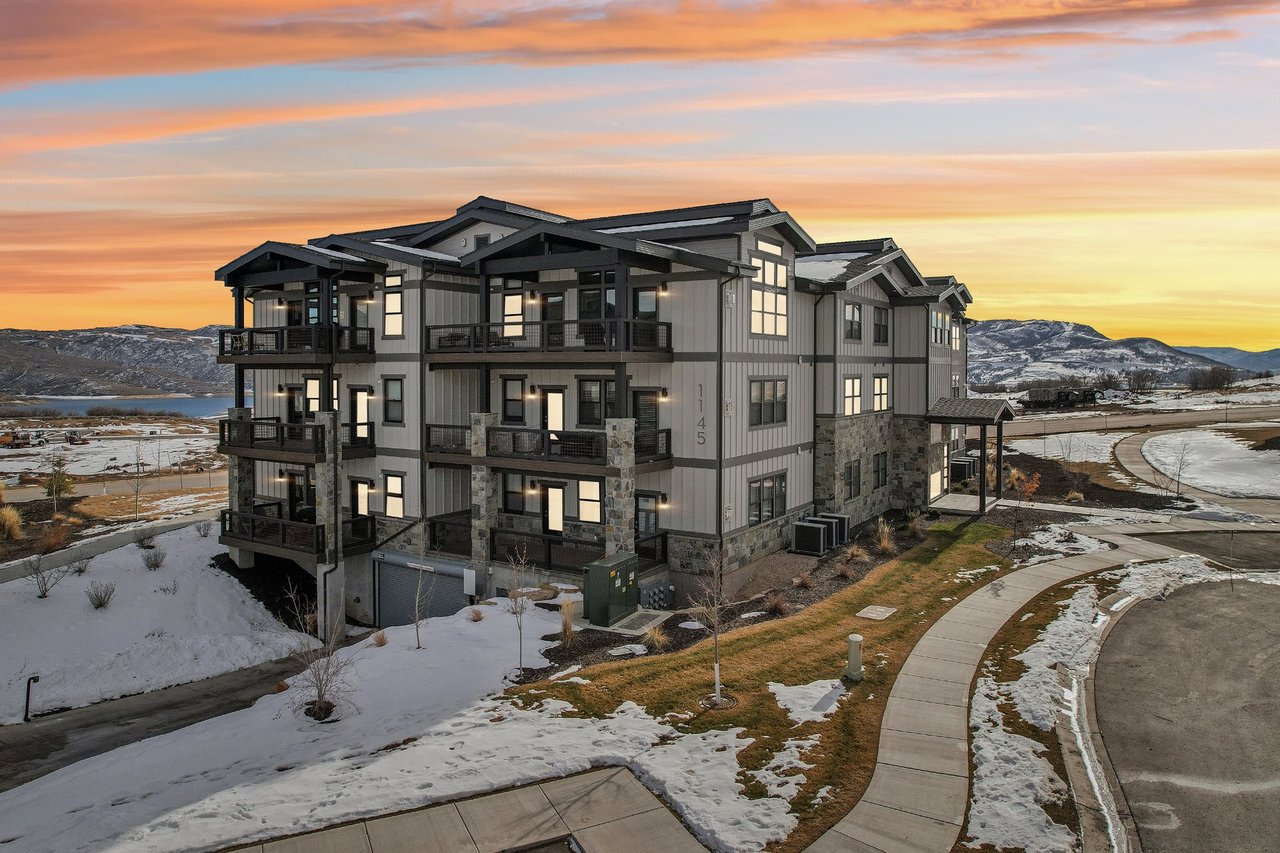 1145 W Helling Circle #304