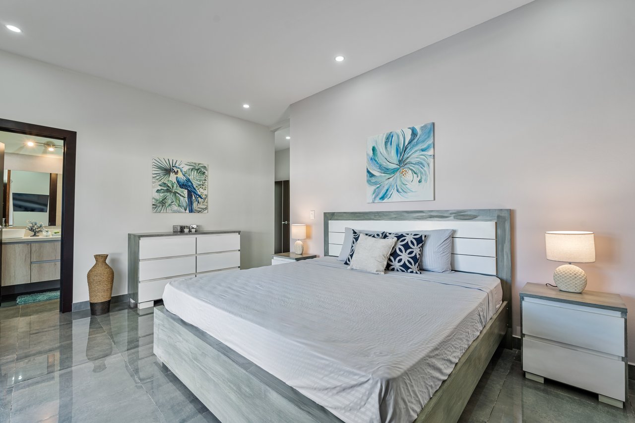 Casa Encanto | 4 bed home Walking distance to Playa Penca!