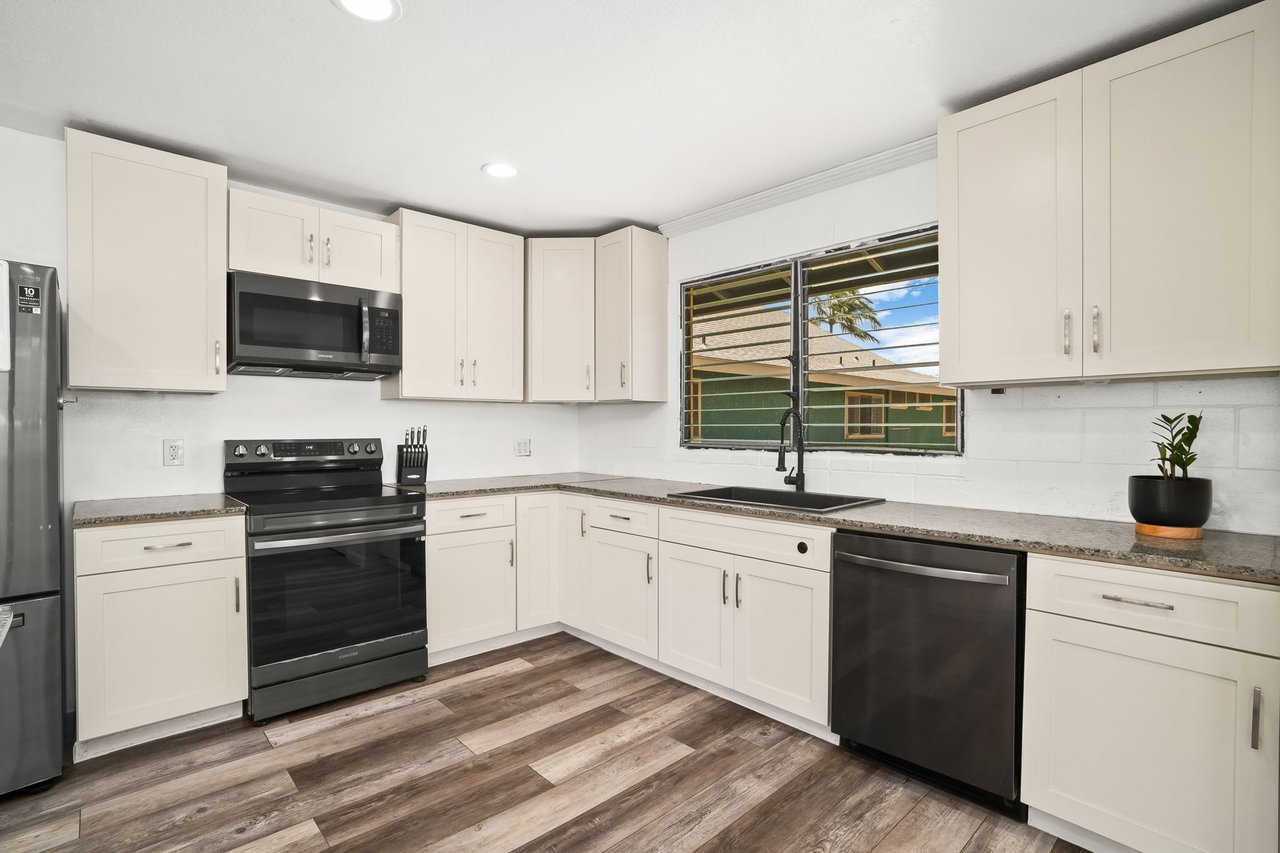GOLDEN OPPORTUNITY: 8562-B ELEPAIO RD, KEKAHA