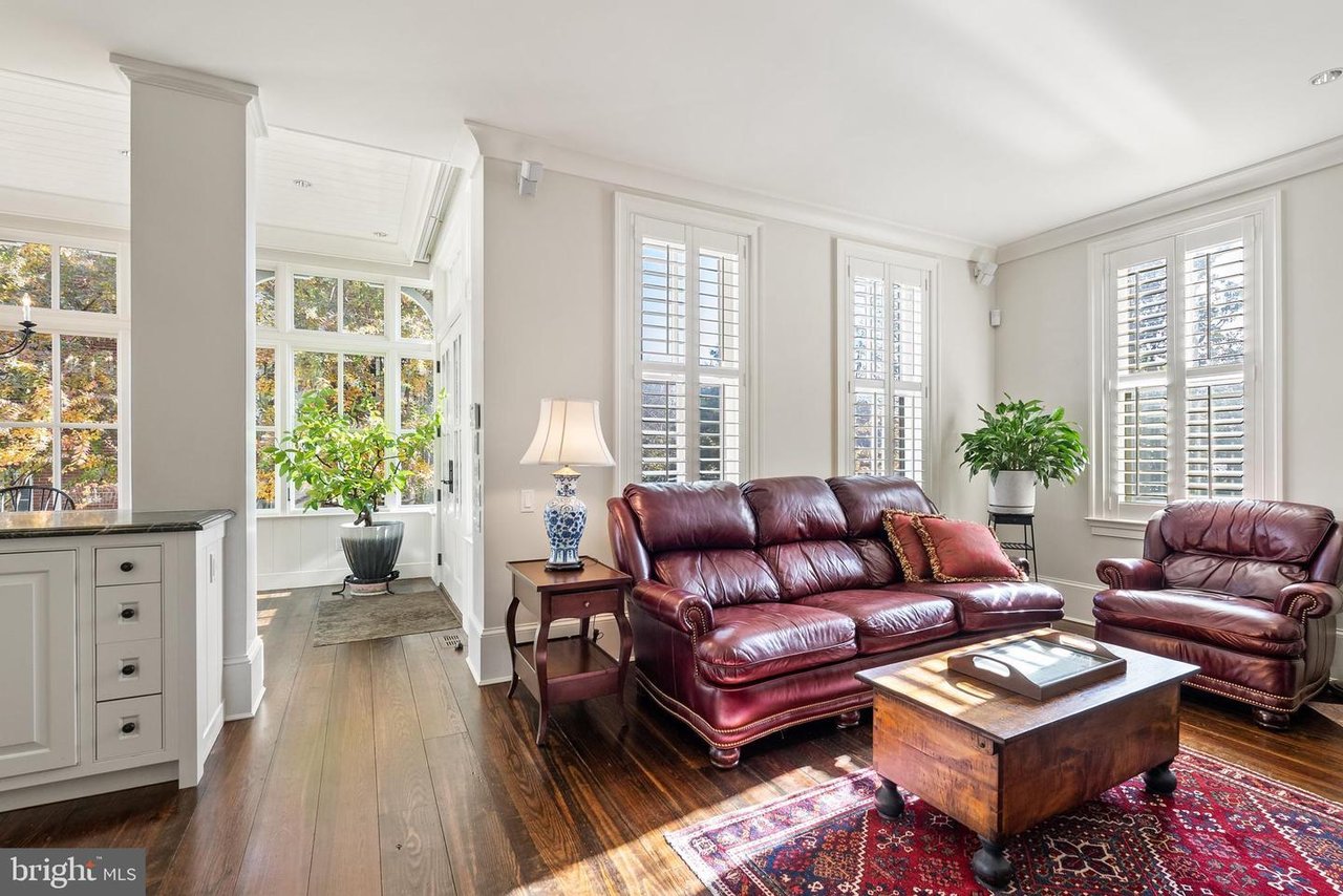1601 28th St NW
