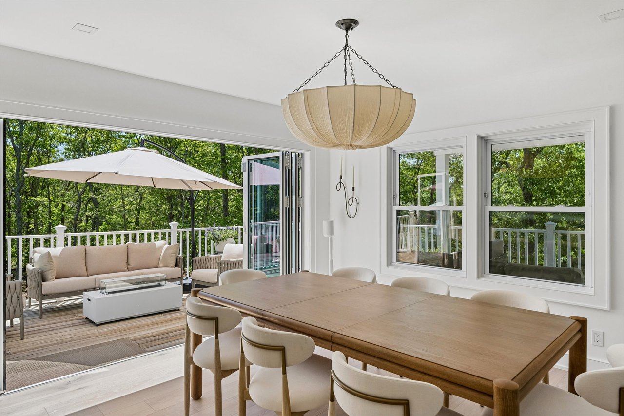 4 Trail Court, Water Mill, NY 11976