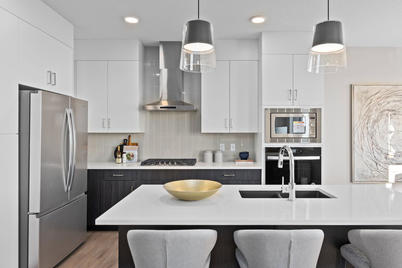 155 Belvedere Crescent SE