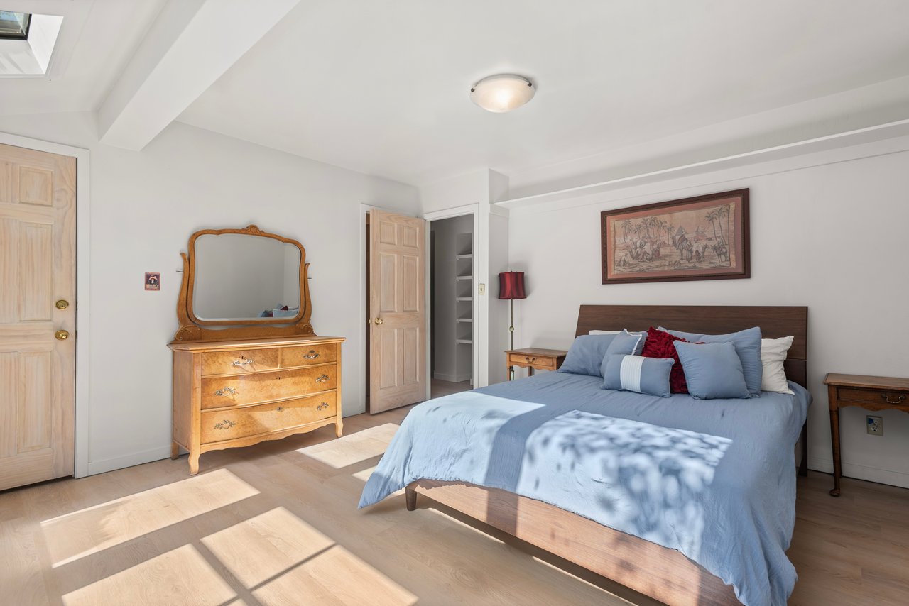 Bright Aspen Townhome: Steps from Culture, Slopes & Transit