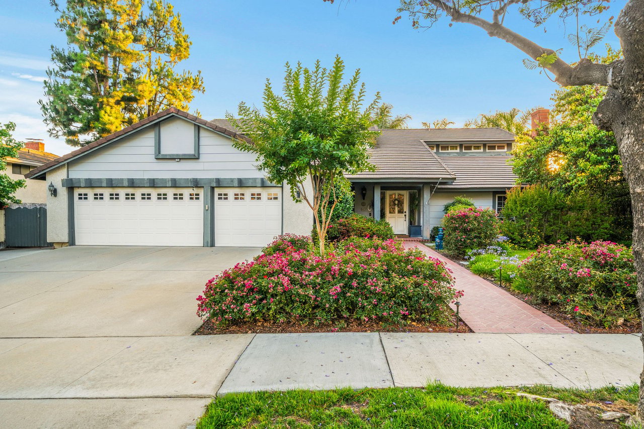 1935 Lassen Avenue