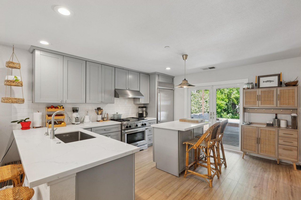 Beautifully Renovated Home in the Heart of Brookside