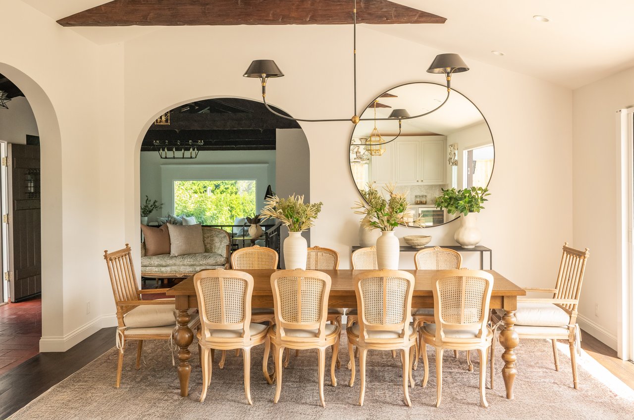 3922 Glenridge Dr, Sherman Oaks 