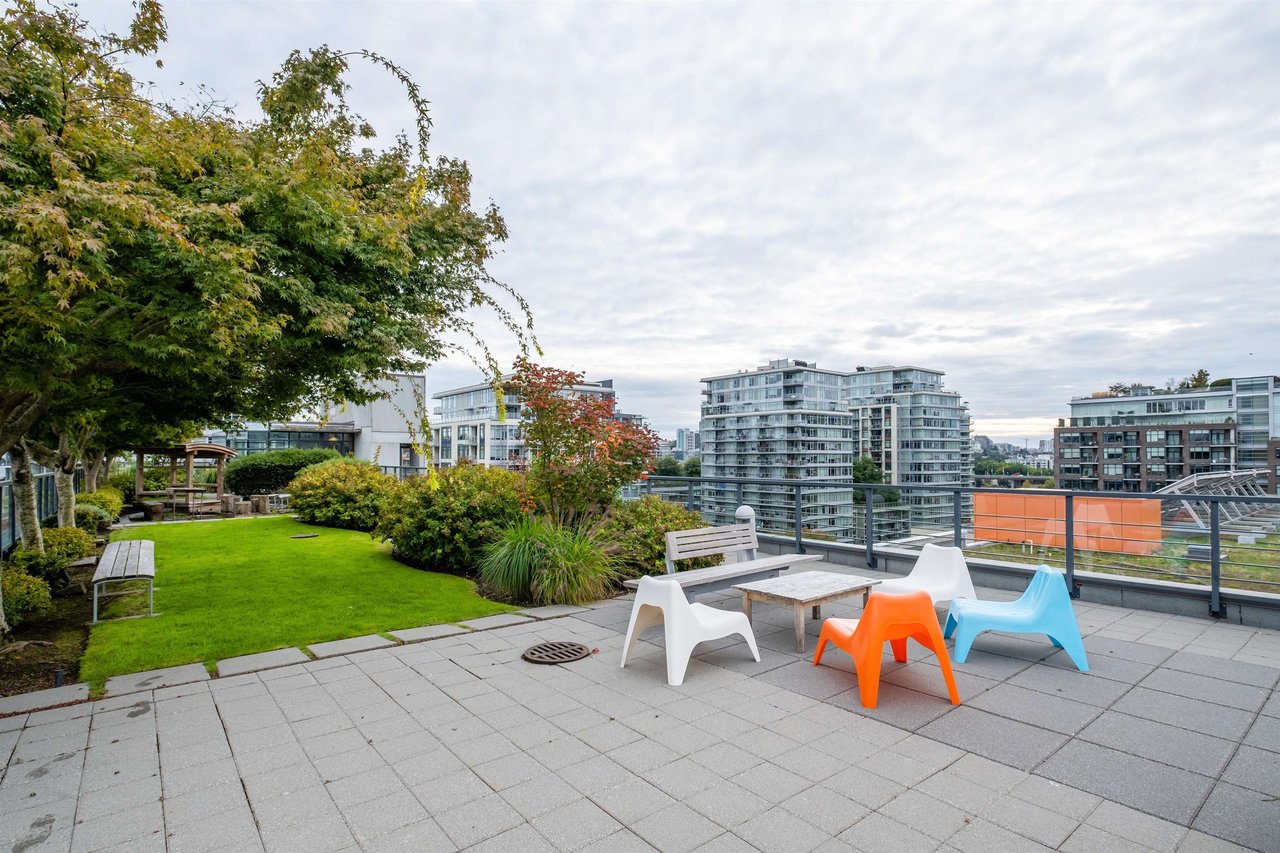 123 W 1st Ave, #710