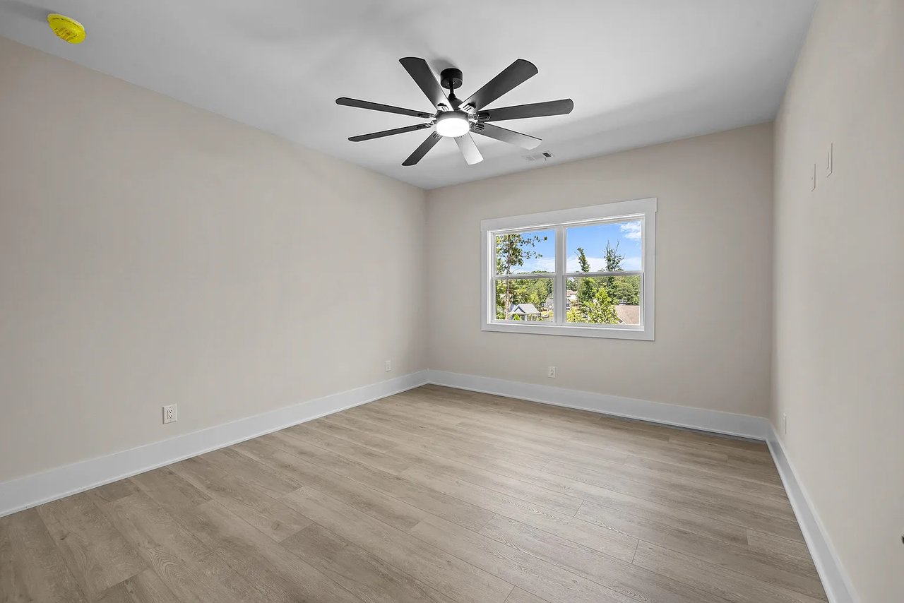 1131 Glen Eagle Dr