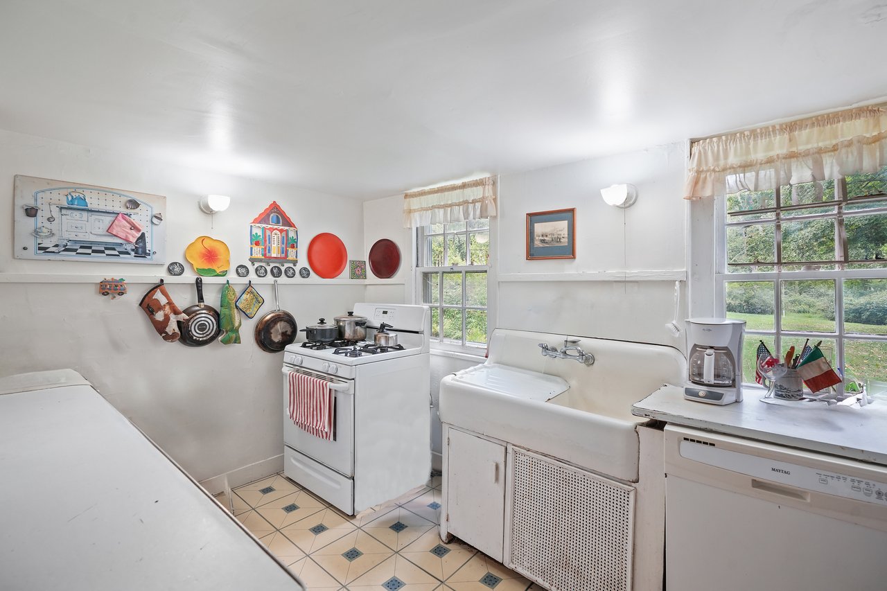 229 Trinity Pass Road