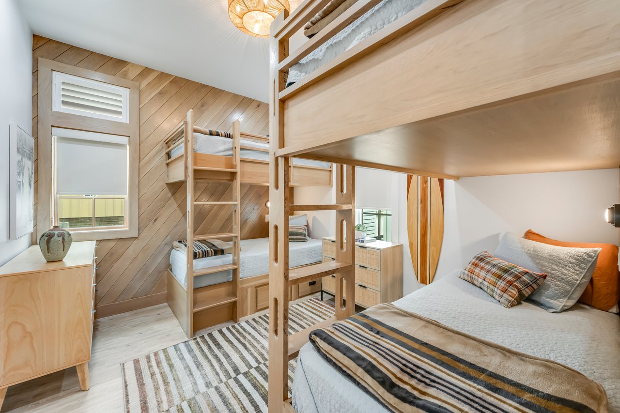 Dewdrop Street, 6110 Sq. Ft.