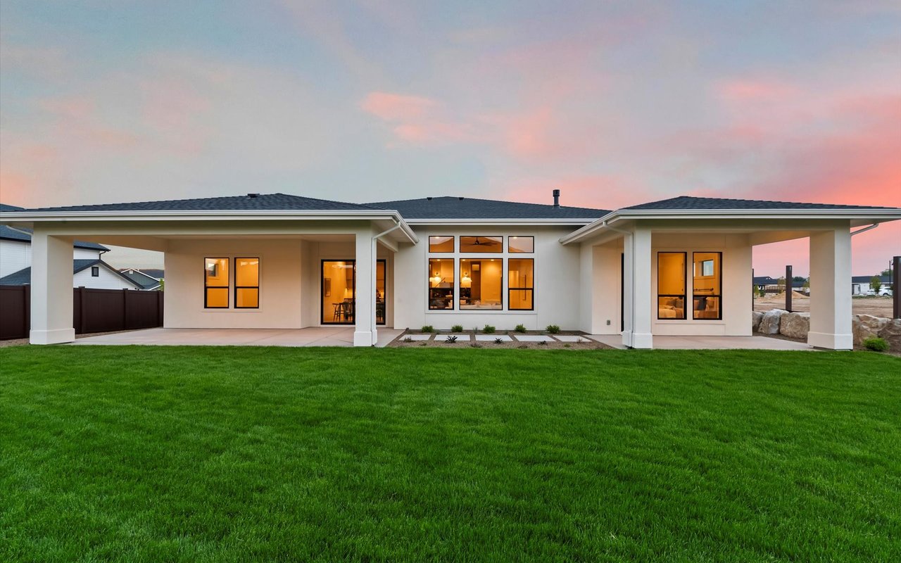 Modern Prairie Style Home in Serene Star, Idaho