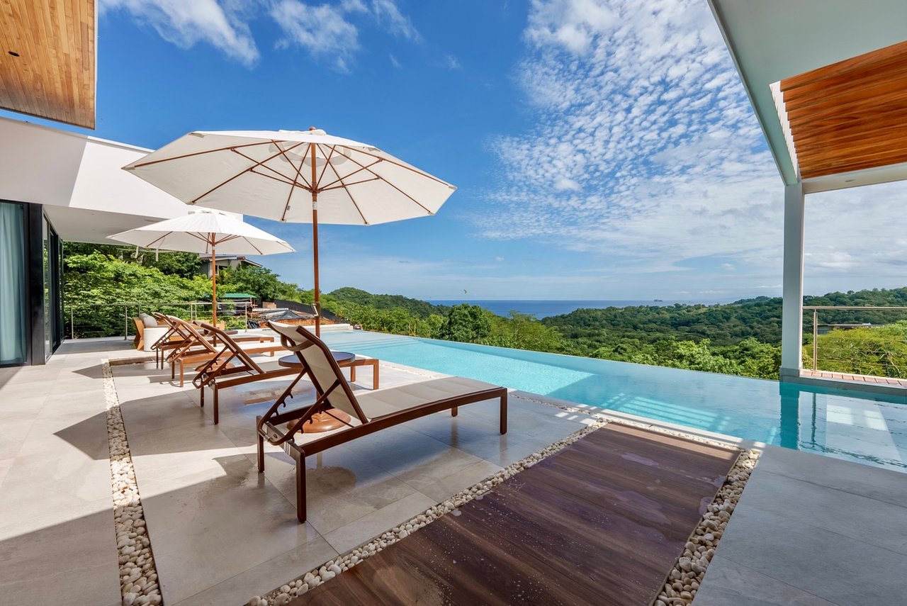 Casa Camino 93 | Luxury Ocean View Estate with Infinity Saltwater Pool in Las Ventanas de Playa Grande